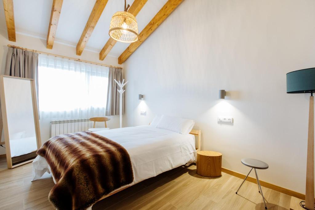 Tiu Enrique 3 Appartement Onís Buitenkant foto
