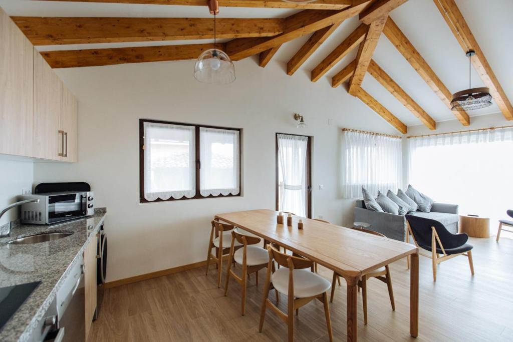 Tiu Enrique 3 Appartement Onís Buitenkant foto
